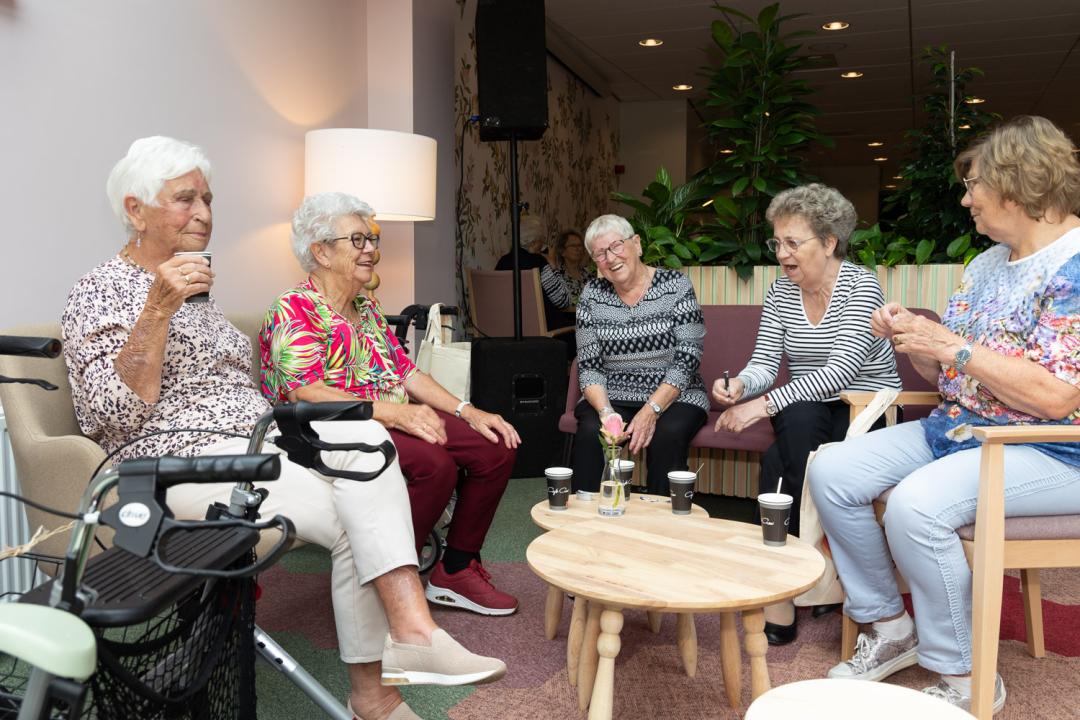 Huiskamer voor de buurt